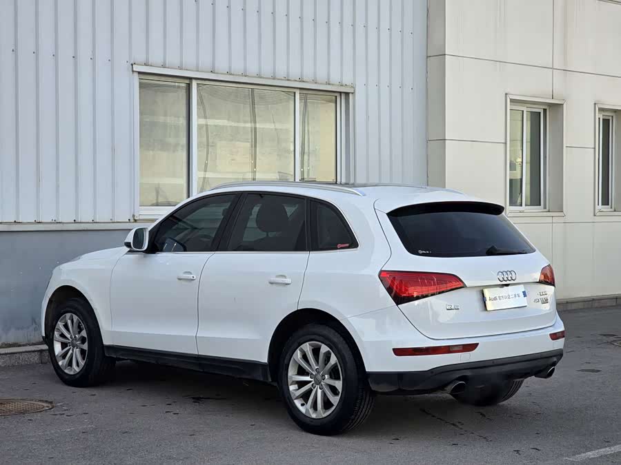 Audi Q5 2015 car image #8