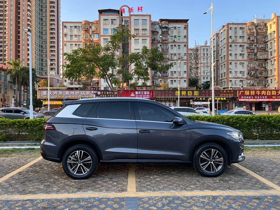 BYD Song Pro 2020 #8 BYD Song Pro 2020 car image #8
