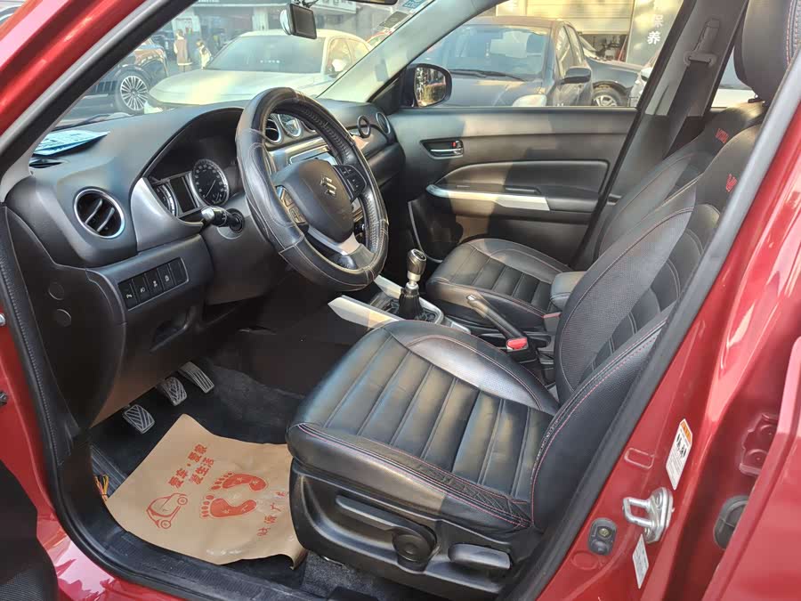 Suzuki Vitara 2015 car image #8