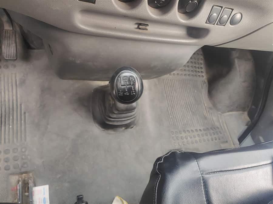 Ford Transit Classic 2015 car image #8