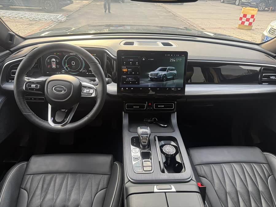 GAC Trumpchi GS8 2023 #8 GAC Trumpchi GS8 2023 car image #8