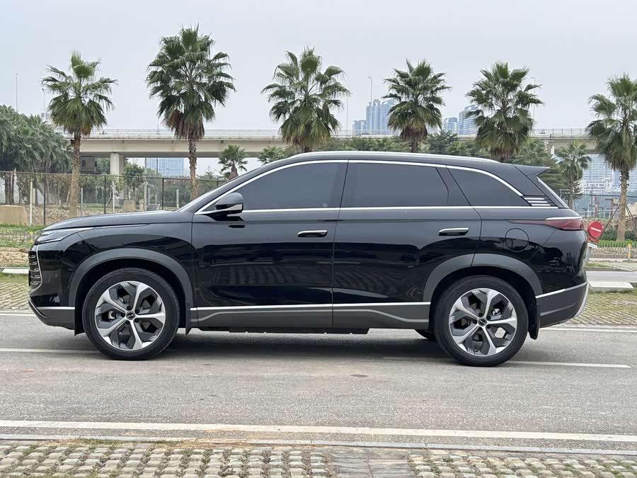 BYD Frigate 07 2023 #8 BYD Frigate 07 2023 car image #8