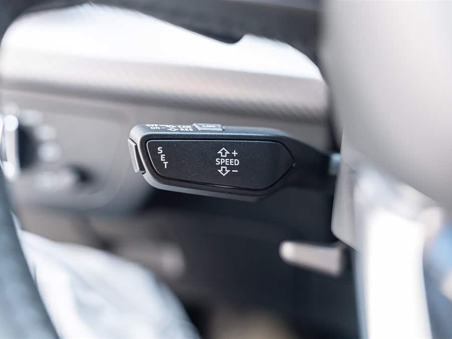 Audi Q5L 2020 car image #8