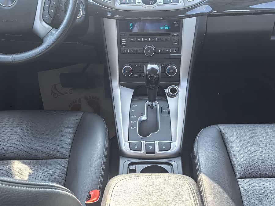 Chevrolet Captiva 2015 #8 Chevrolet Captiva 2015 car image #8