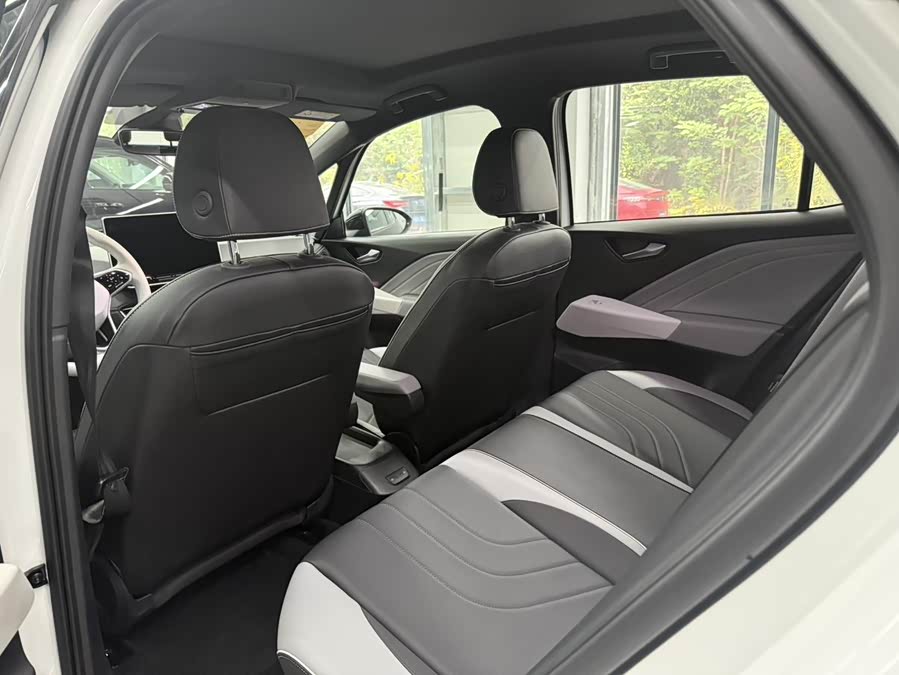 Volkswagen ID.3 2024 #8 Volkswagen ID.3 2024 car image #8