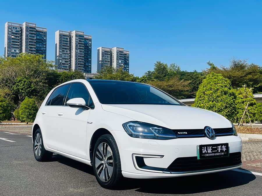Volkswagen Golf Pure Electric 2020 imagen de coche #8