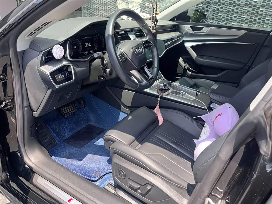 Audi A7 2023 car image #8