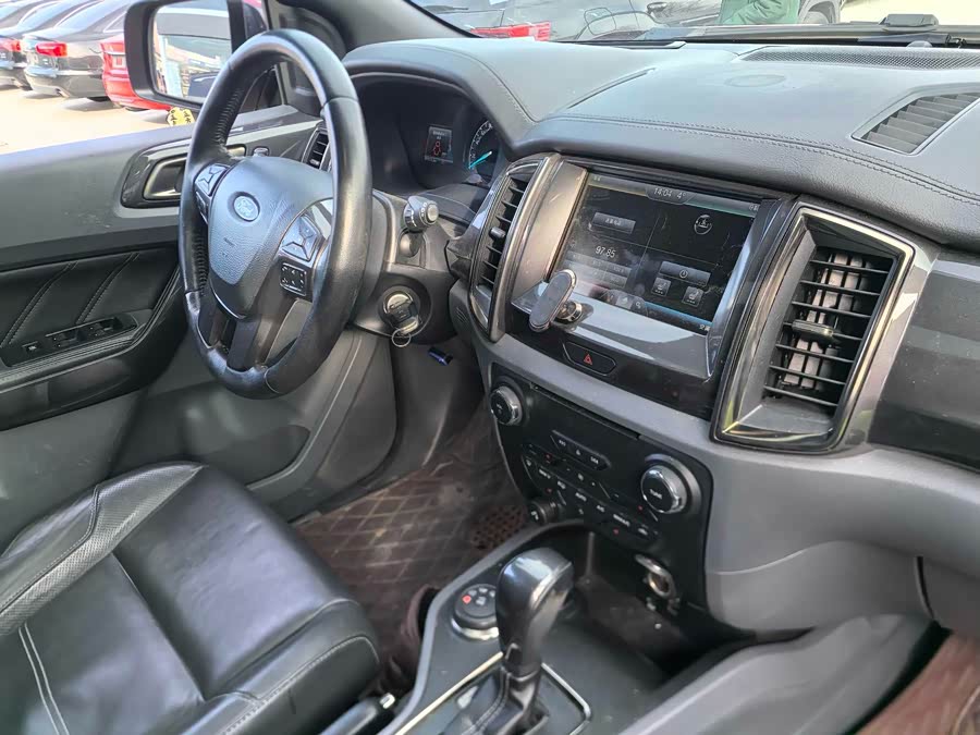 Ford Everest 2016 imagen de coche #8