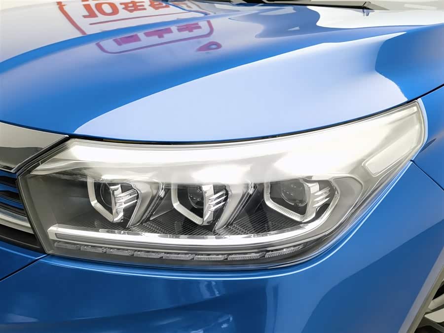 GAC ix4 2018 #8 GAC ix4 2018 car image #8