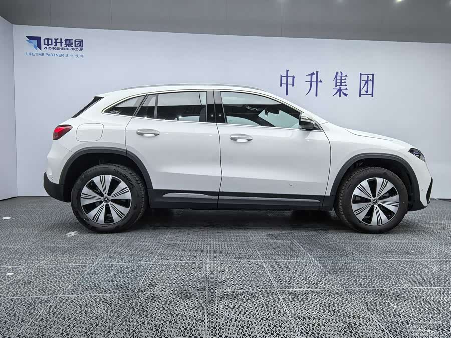 Mercedes-Benz EQA Class 2025 صورة سيارة #8