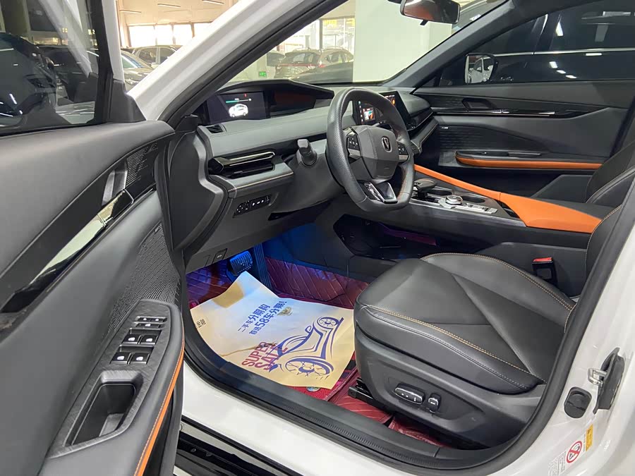 Changan UNI-V iDD 2023 car image #8