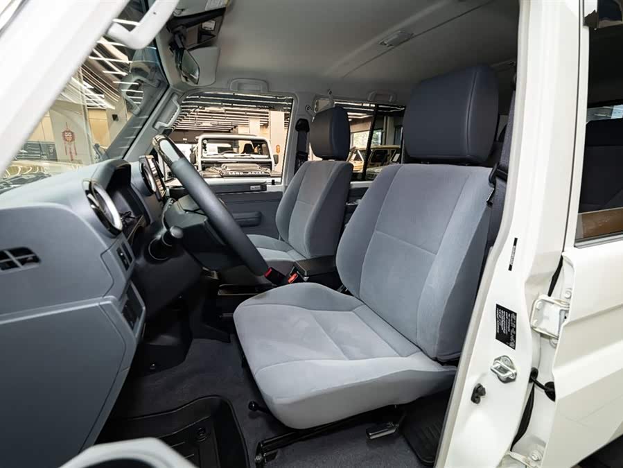 Toyota 2025 car image #8