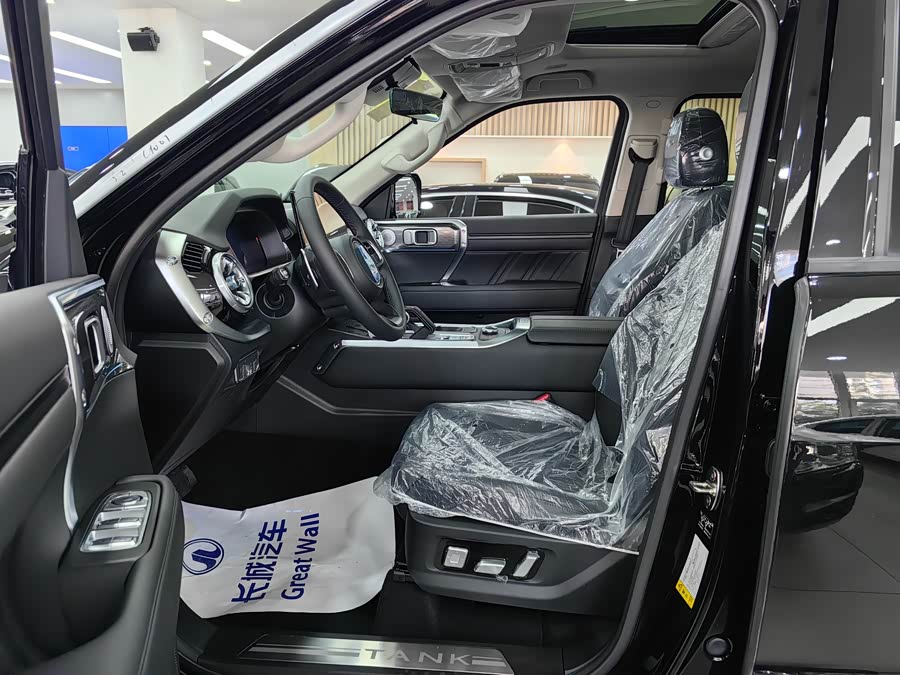 Tank 400 #8 Tank 400 car image #8