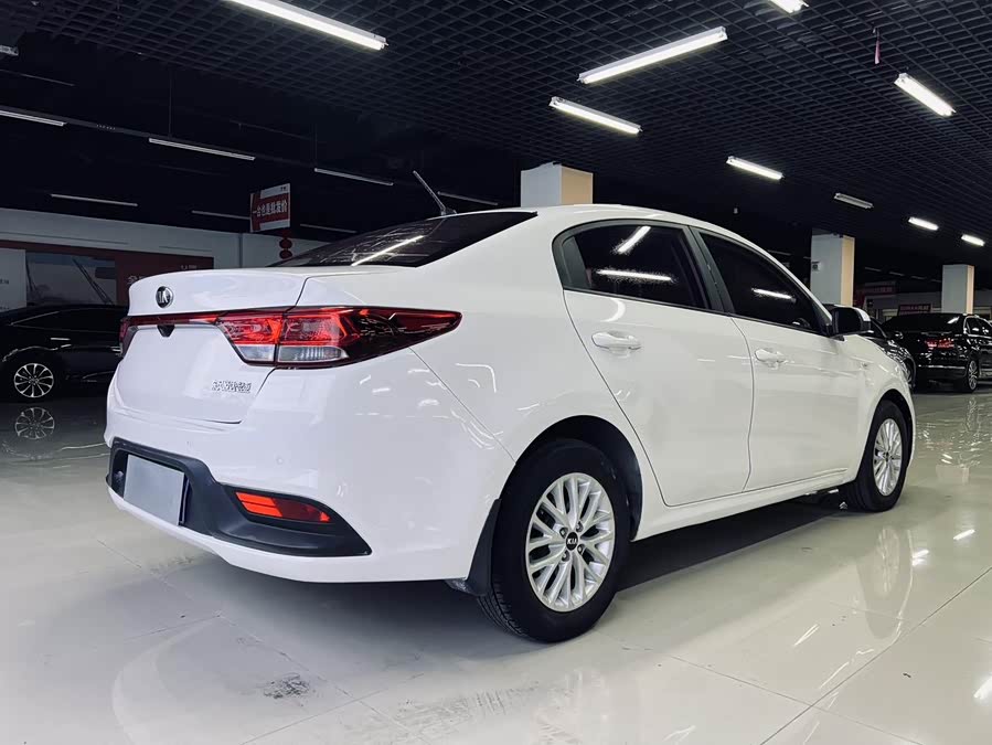 起亚 起亚K2 2017 汽车图片 #8