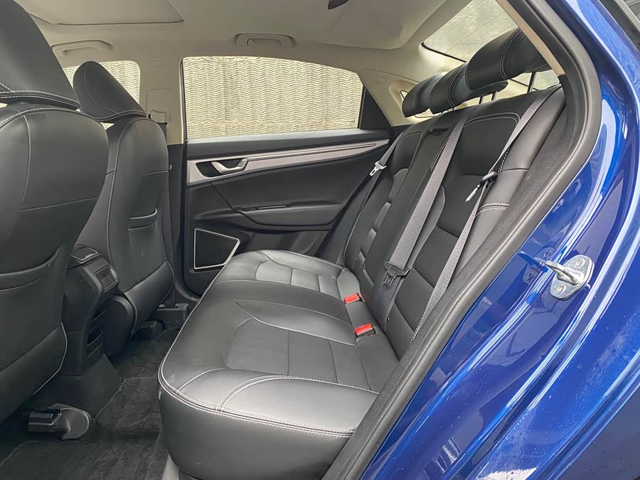 GEELY Emgrand GL 2019 image de voiture #8