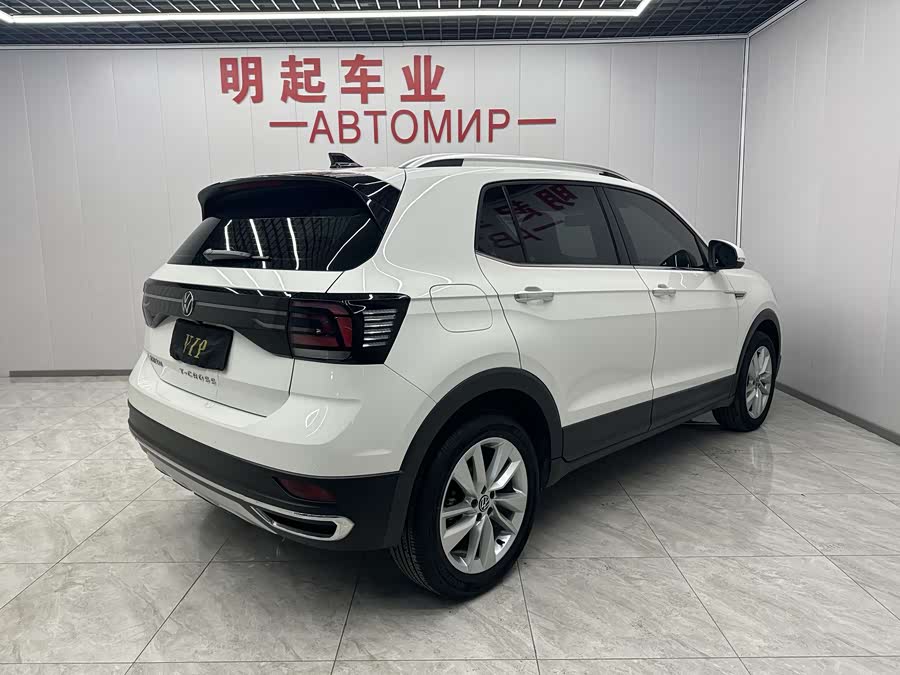 Volkswagen T-Cross 2021 car image #8