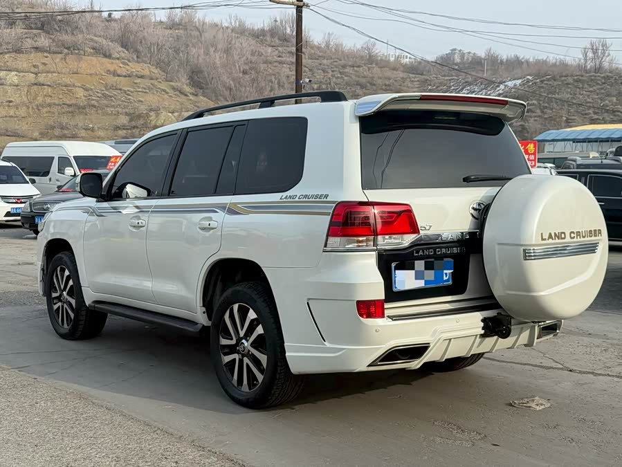 丰田 兰德酷路泽 2011 汽车图片 #8