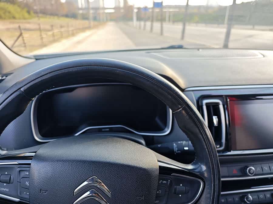 Citroen C6 2018 image de voiture #8