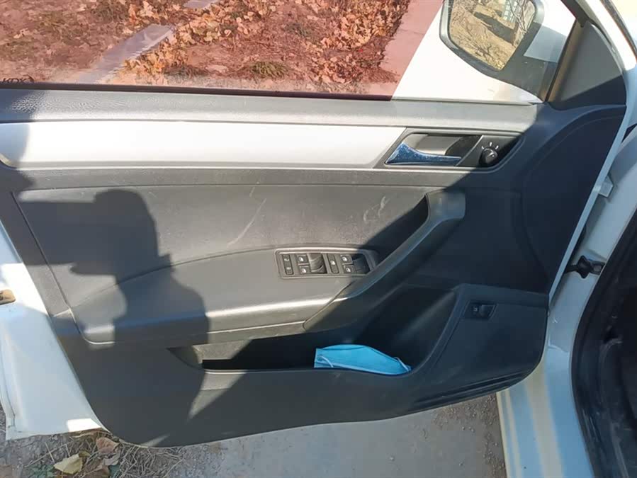 Skoda Rapid 2018 imagen de coche #8