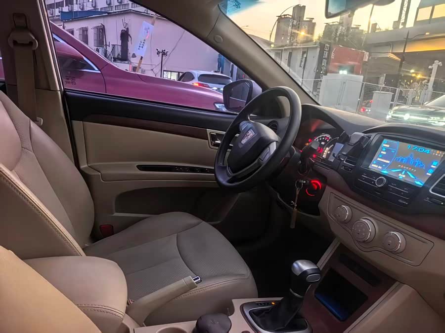 Roewe 350 2015 imagem de carro #8