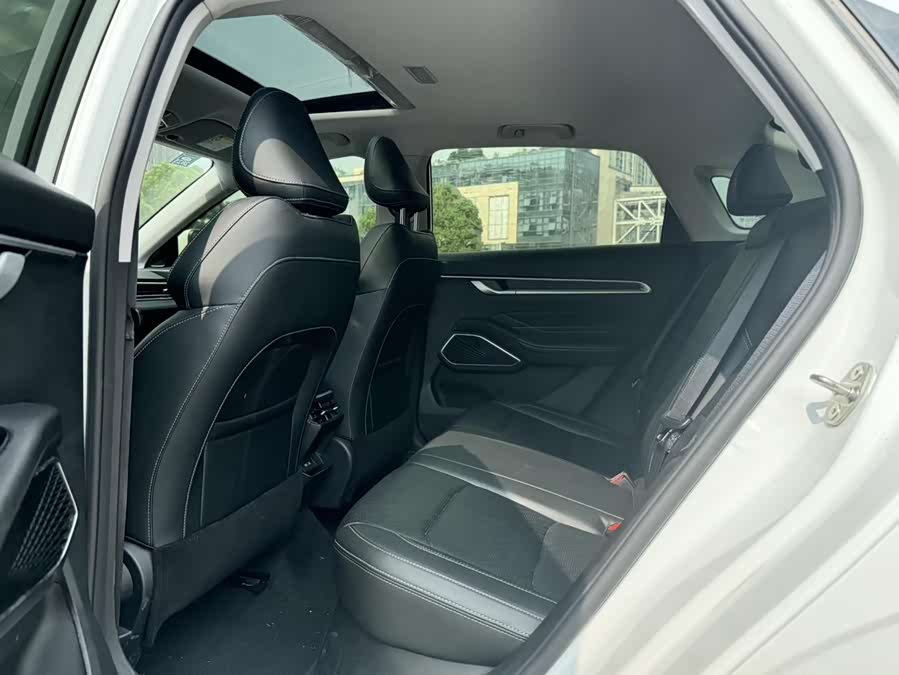 GEELY Emgrand 2023 car image #8