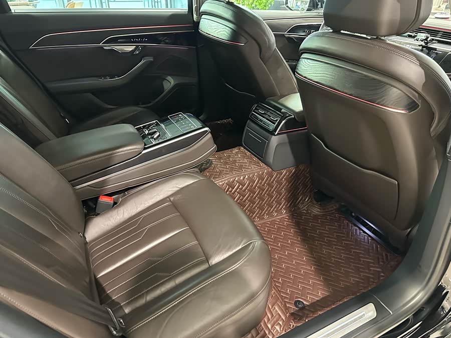 Audi A8 2019 image de voiture #8