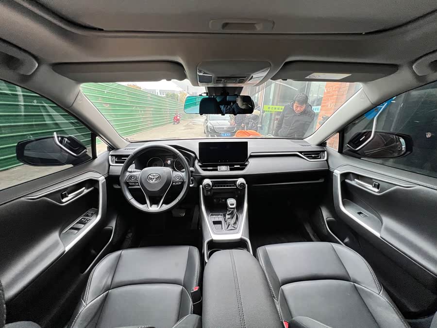 Kia Wildlander 2024 car image #8