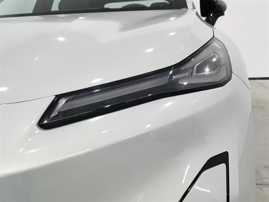 Deepal S05 2024 car image #8