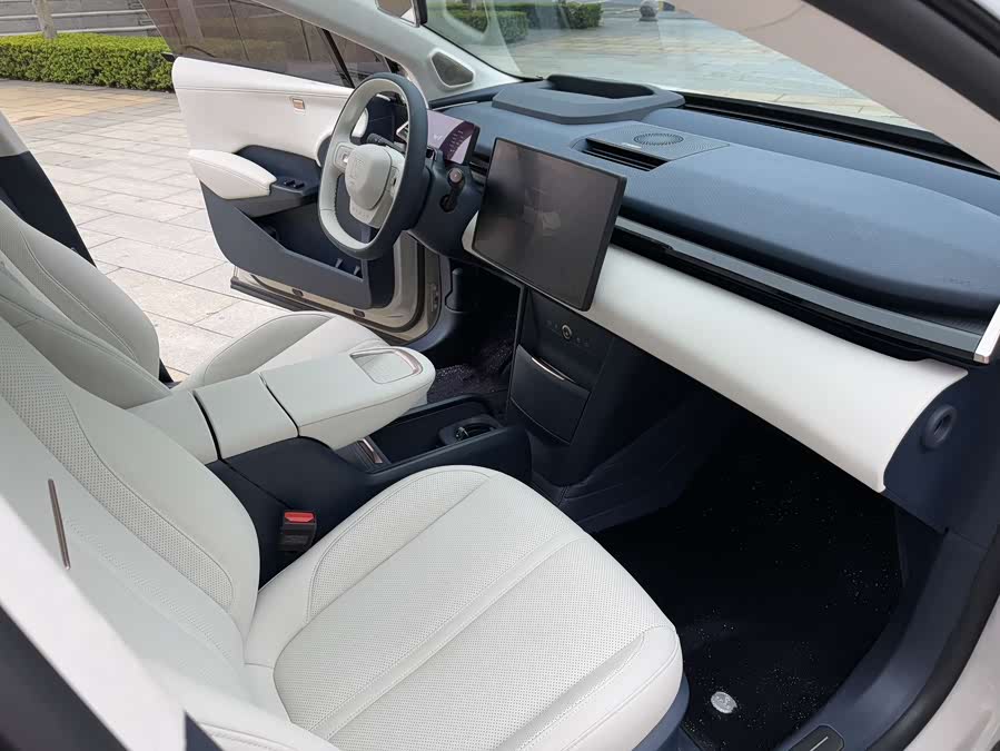 极氪 极氪X 2025 汽车图片 #8