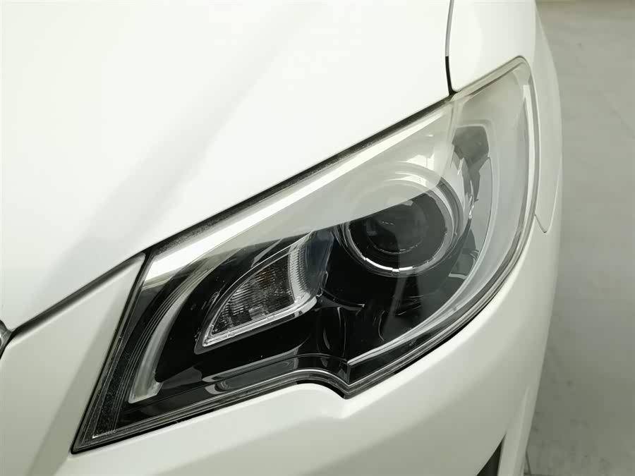 Toyota Corolla (Classic) 2015 #8 Toyota Corolla (Classic) 2015 immagine di auto #8