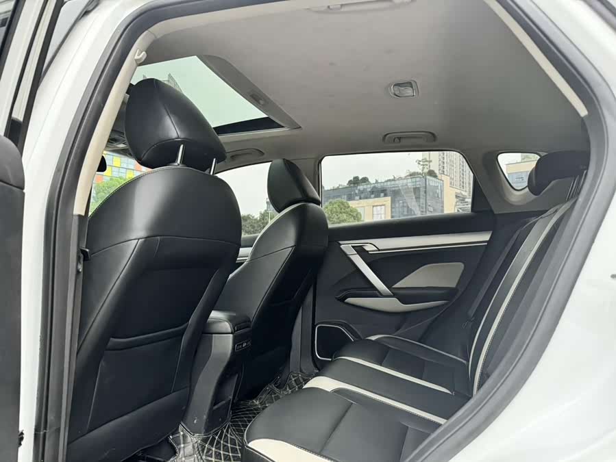 GEELY Coolray 2020 car image #8