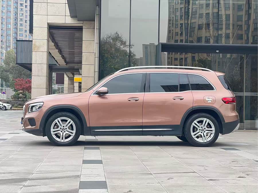 Mercedes-Benz GLB Class 2021 immagine di auto #8