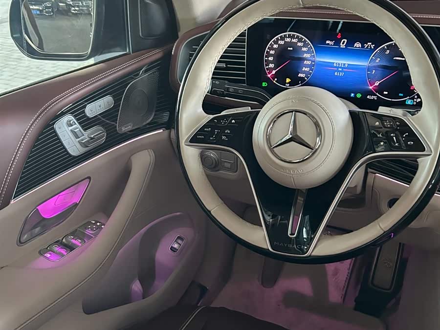 Mercedes-Benz Maybach GLS 2024 car image #8