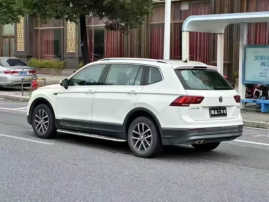 Volkswagen Tiguan L 2018 #8 Volkswagen Tiguan L 2018 car image #8