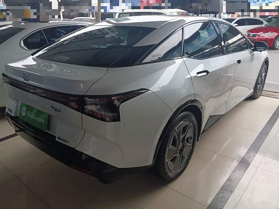 Toyota bZ3 2024 immagine di auto #8