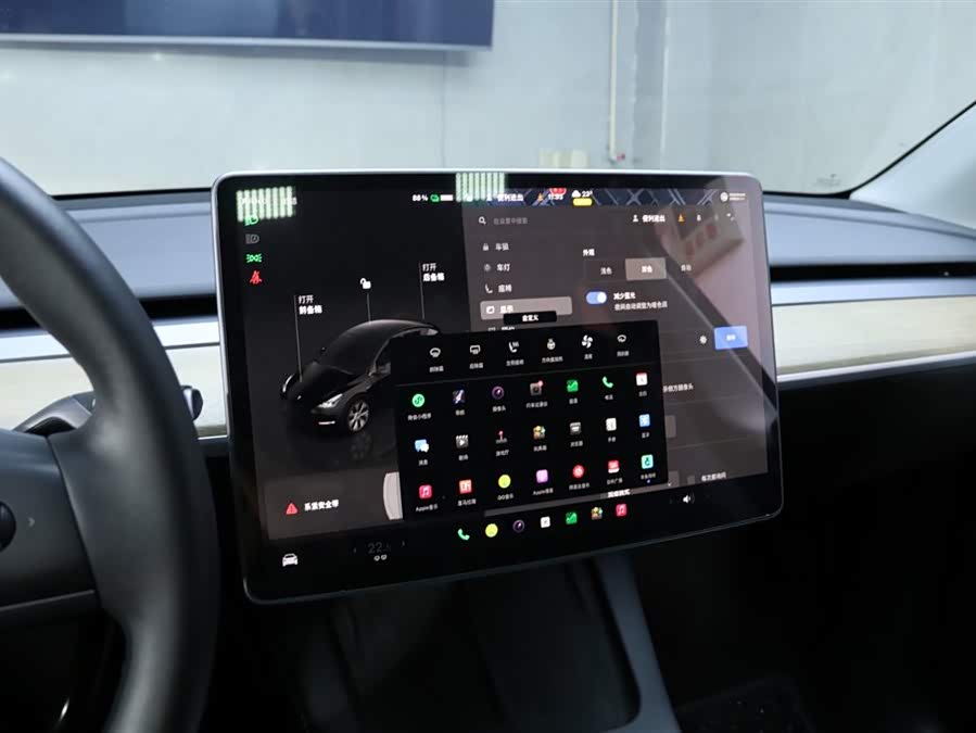 Tesla Model Y 2022 car image #8