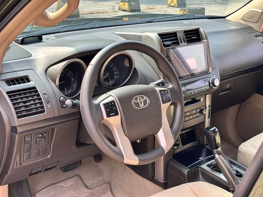 Toyota Prado (Imported) 2011 car image #8