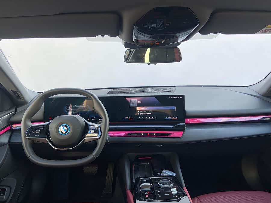 BMW i5 2025 immagine di auto #8