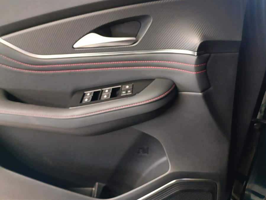 Forthing T5 EVO 2021 car image #8