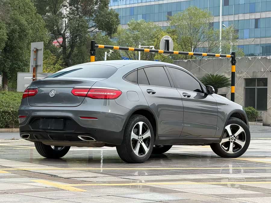 Mercedes-Benz GLC Coupe 2017 car image #8
