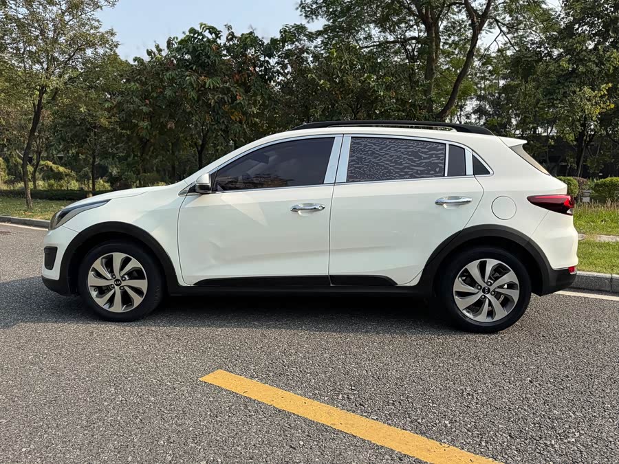 Kia Rio Cross 2017 صورة سيارة #8