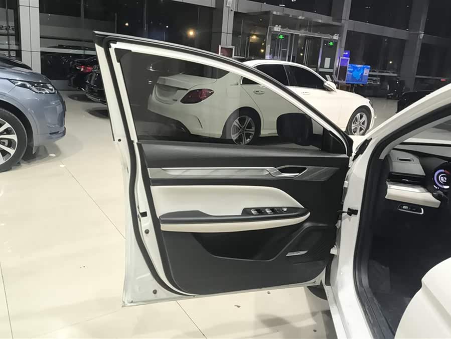 GEELY Emgrand L 2022 car image #8