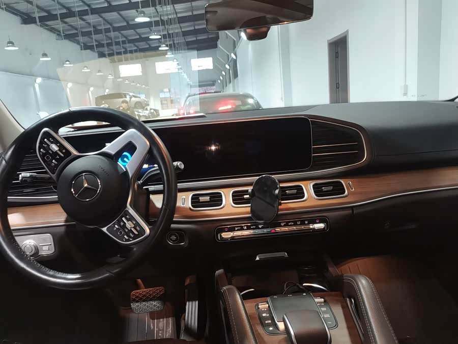 Mercedes-Benz GLE Class New Energy 2021 car image #8