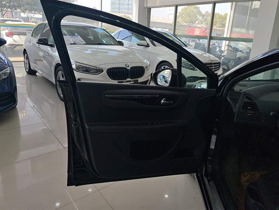 Citroen C-Quatre 2013 car image #8