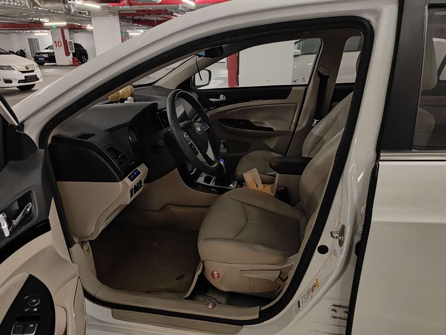 BYD e5 2017 #8 BYD e5 2017 car image #8