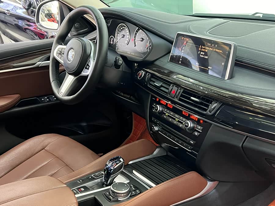 BMW X6 2015 immagine di auto #8