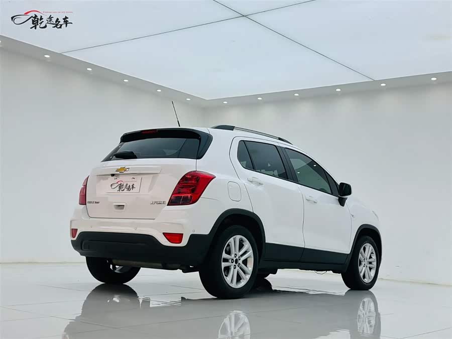 Chevrolet Tracker 2017 #8 Chevrolet Tracker 2017 car image #8