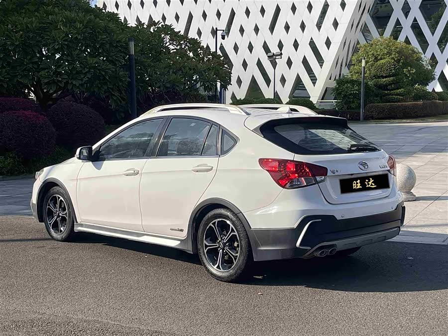 Soueast V6 Lingshi 2015 #8 Soueast V6 Lingshi 2015 car image #8