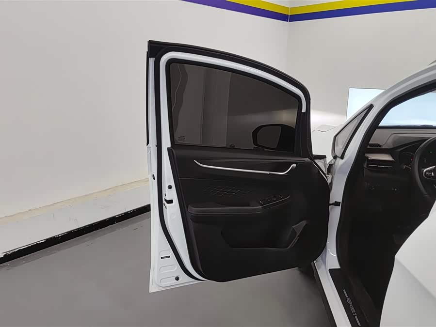 GEELY Vision X3 2021 car image #8