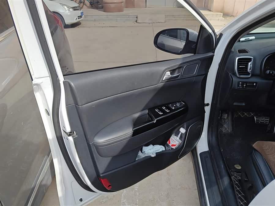 Kia KX5 2016 car image #8